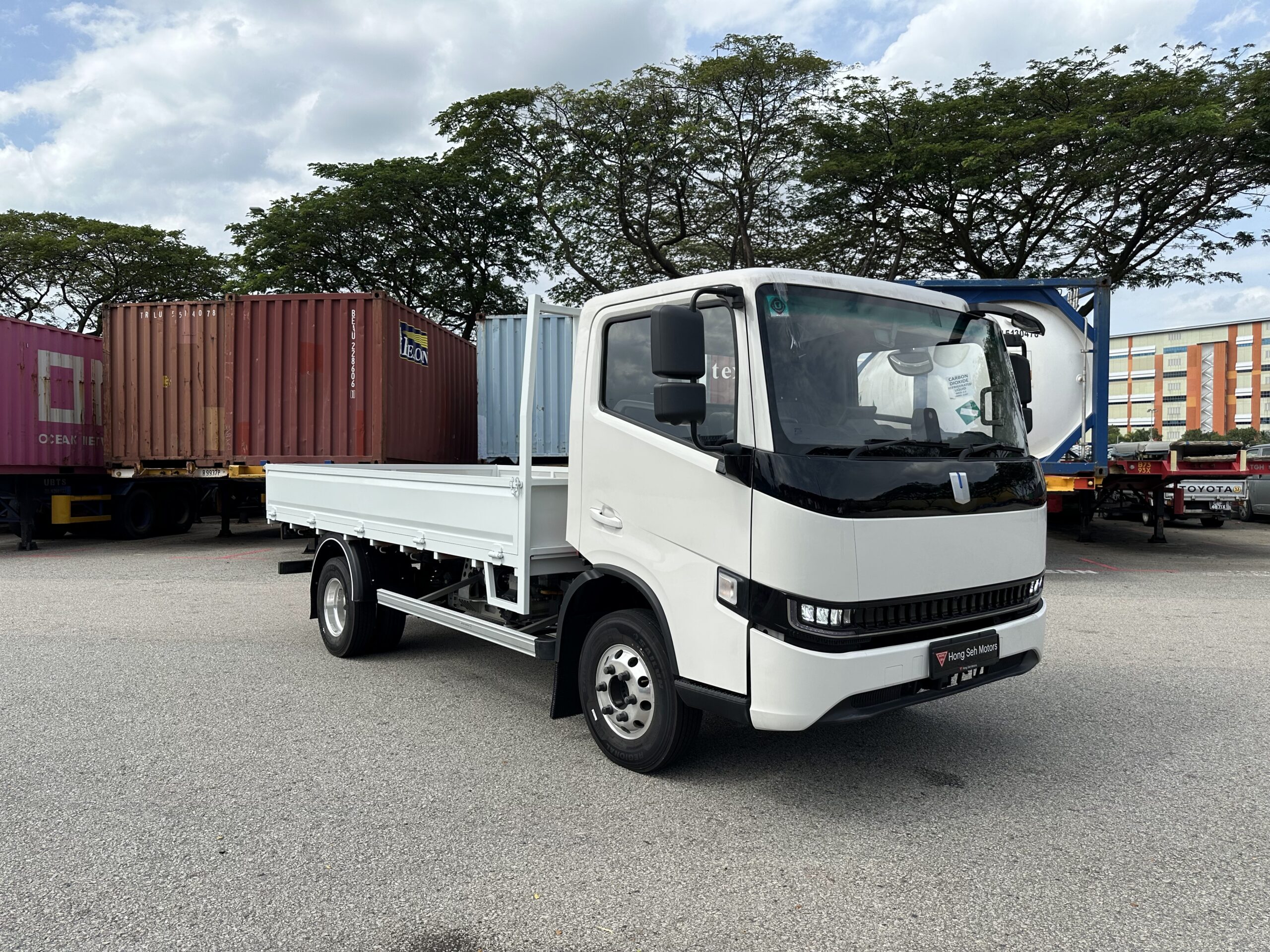 14ft Electric Truck Singapore
