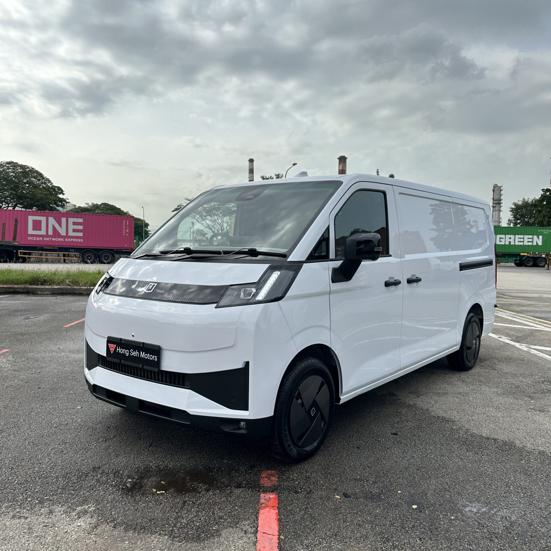 Electric van Singapore