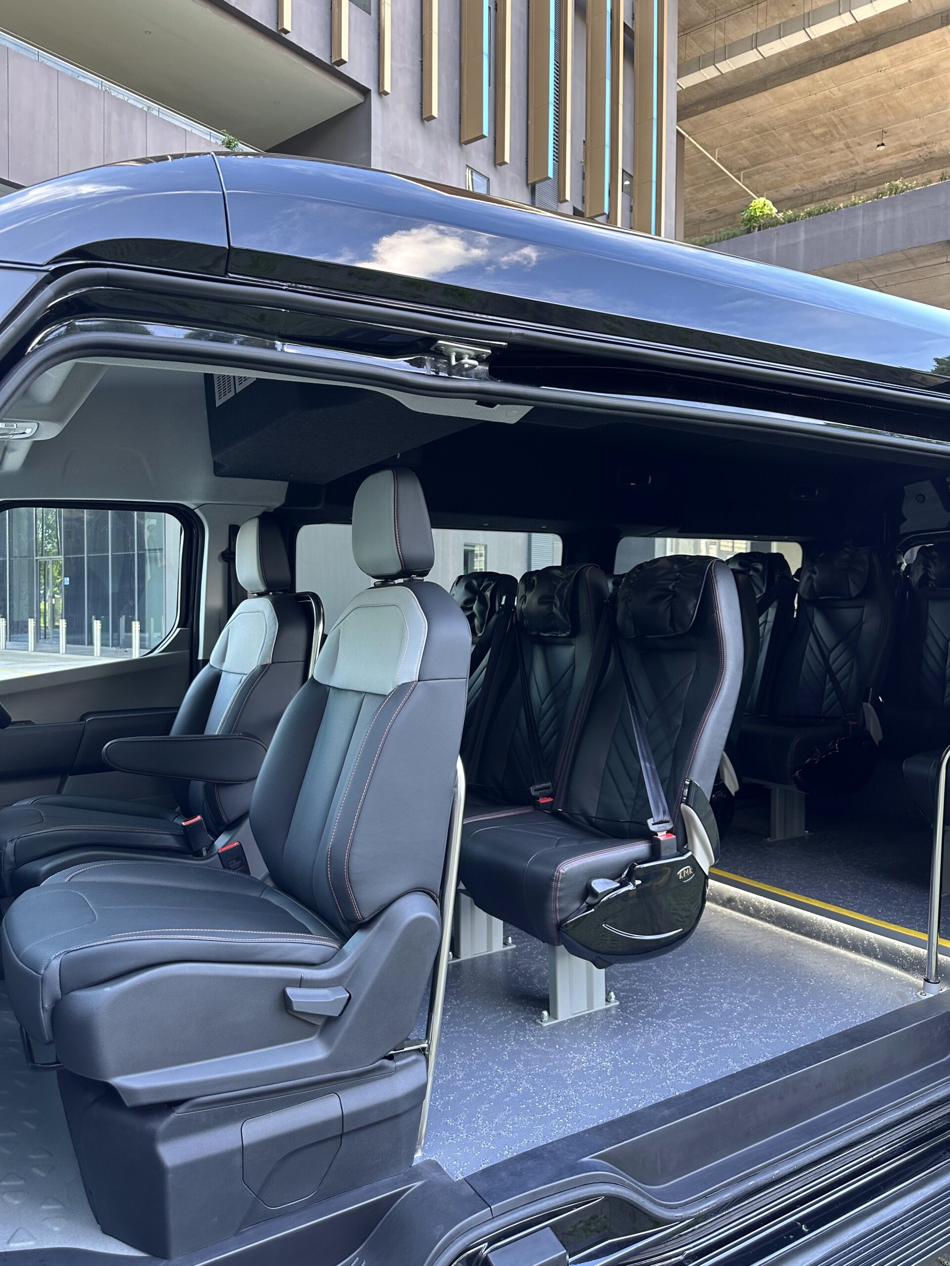 Farizon 13+1 FR interior