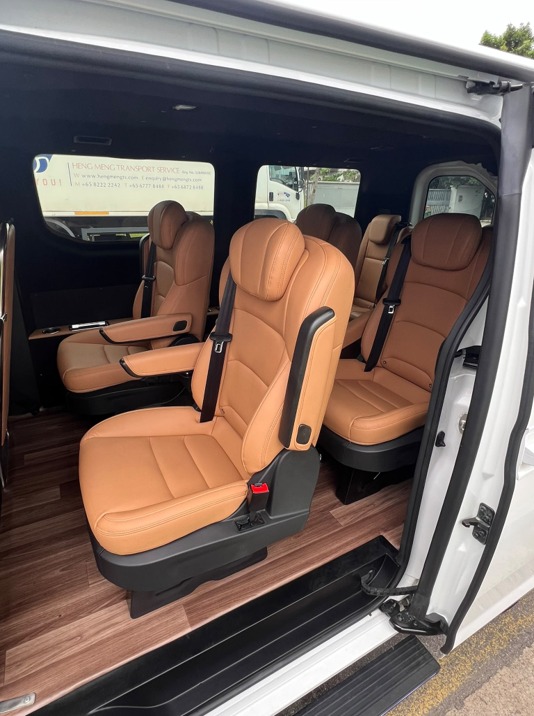 Farizon VIP Bus passenger interior